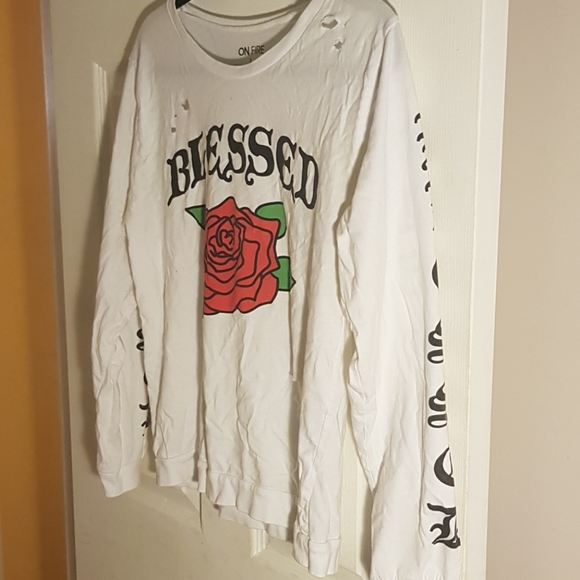 Top - Picture 2 of 2